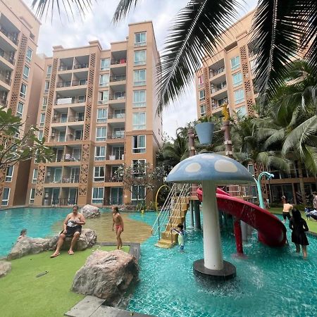 Atlantic Condo Grace Praia de Jomtien Exterior foto
