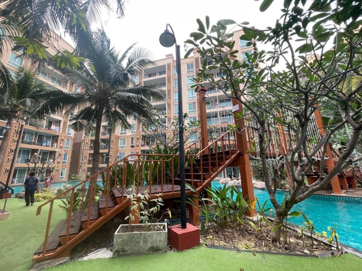 Atlantic Condo Grace Praia de Jomtien Exterior foto